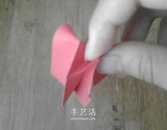 手工星空花球的折法圖解 就像鏤空的發(fā)光星星 -  itrip.net.cn