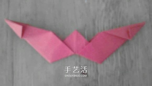手工星空花球的折法圖解 就像鏤空的發(fā)光星星 -  itrip.net.cn