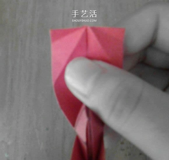 手工星空花球的折法圖解 就像鏤空的發(fā)光星星 -  itrip.net.cn