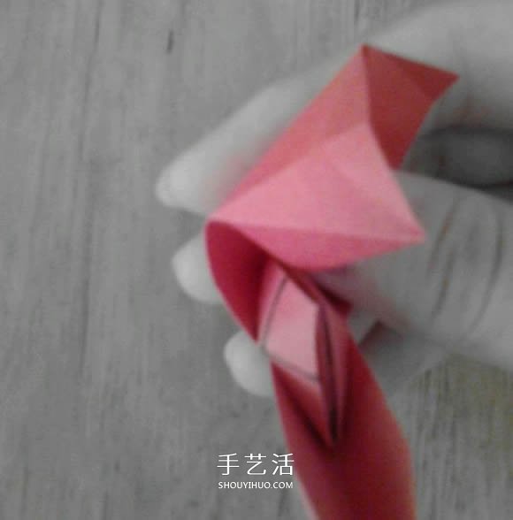 手工星空花球的折法圖解 就像鏤空的發(fā)光星星 -  itrip.net.cn