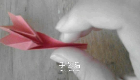 手工星空花球的折法圖解 就像鏤空的發(fā)光星星 -  itrip.net.cn