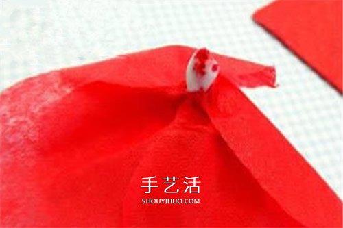 幼兒園母親節(jié)紙花制作 簡(jiǎn)易餐巾紙花的做法 -  itrip.net.cn
