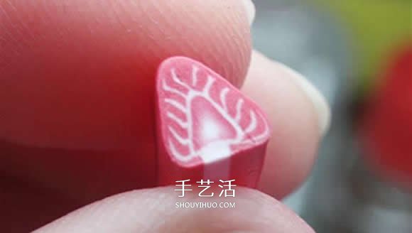粘土草莓切片制作步驟圖解 做一個超逼真蛋糕 -  itrip.net.cn