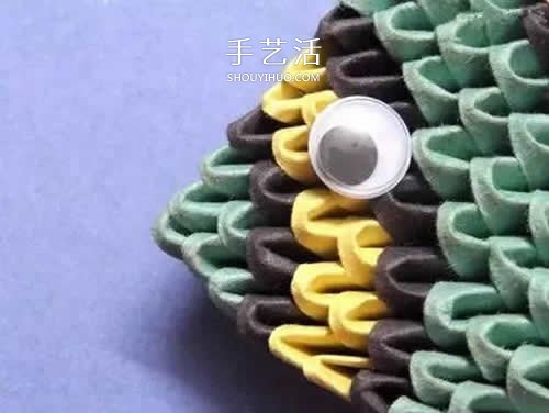 三角插小魚折法圖解 簡單熱帶小魚用三角插做 -  itrip.net.cn