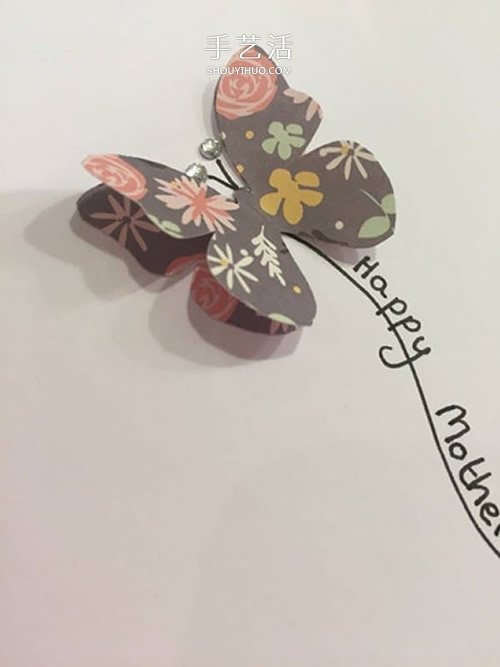 自制母親節(jié)蝴蝶賀卡 超簡(jiǎn)單母親節(jié)卡片做法 -  itrip.net.cn