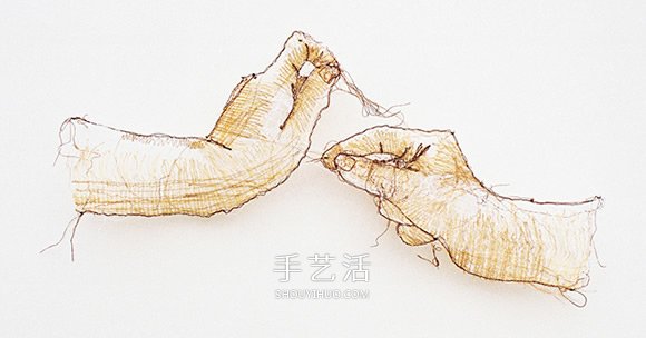用線創(chuàng)作雕塑裝置 彷彿一吹即散的“線畫”  -  itrip.net.cn