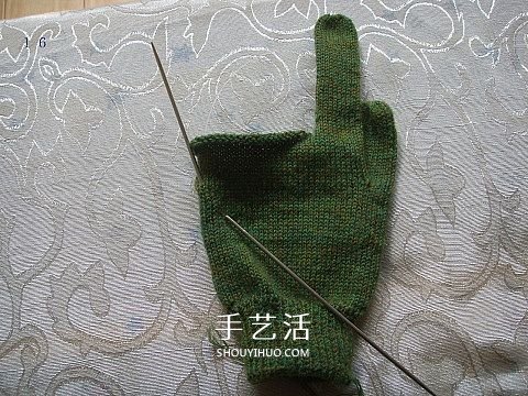 純色無(wú)花紋手套的織法 手工編織帶手指手套 -  itrip.net.cn