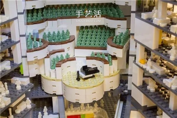樂高玩出這種境界！上萬塊積木搭建的樂高模型 -  itrip.net.cn