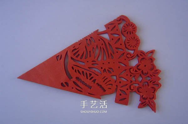 蝶戀花剪紙圖解步驟 福字蝶戀花窗花的剪法 -  itrip.net.cn
