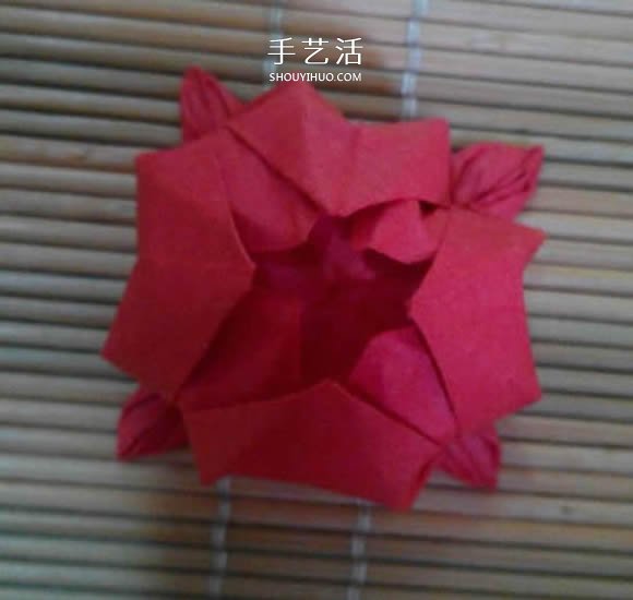 即將完全開(kāi)花的荷花的折紙方法圖解過(guò)程 -  itrip.net.cn