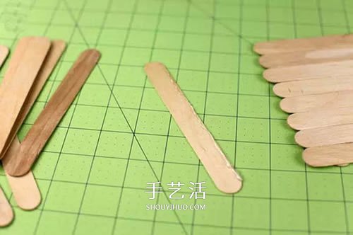 雪糕棍變廢為寶 DIY四方收納盒、筆筒的方法 -  itrip.net.cn