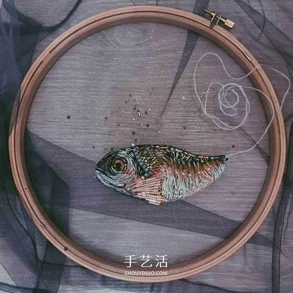 在薄紗上刺繡 讓衣服仿佛活過來了一樣精彩！ -  itrip.net.cn
