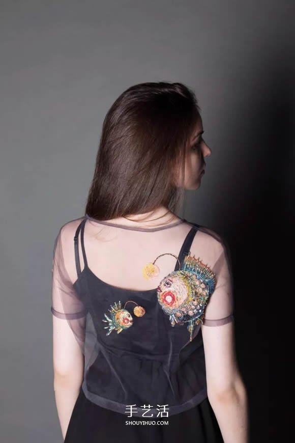 在薄紗上刺繡 讓衣服仿佛活過來了一樣精彩！ -  itrip.net.cn