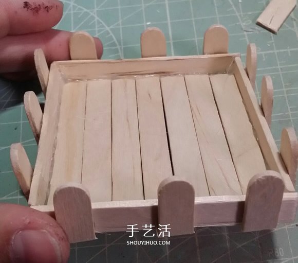 瞅瞅教你做：用細鐵絲制作漂亮的大樹裝飾品 -  itrip.net.cn