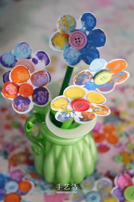 用紅酒瓶塞畫(huà)花 可愛(ài)紙花裝飾品手工制作方法 -  itrip.net.cn