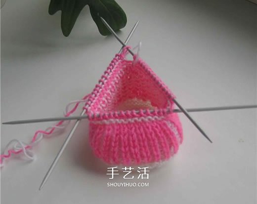 女寶寶保暖毛線鞋編織圖解 帶扣帶和花朵裝飾 -  itrip.net.cn