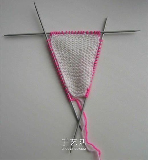 女寶寶保暖毛線鞋編織圖解 帶扣帶和花朵裝飾 -  itrip.net.cn