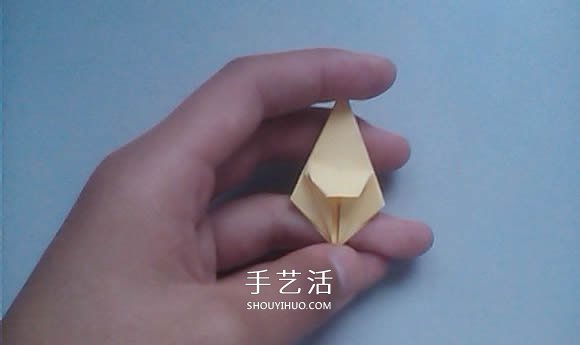 婚禮上的用花 立體百合的折紙方法圖解過程 -  itrip.net.cn