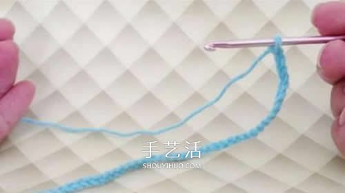 冬天看電視時保護腳 手工鉤針編織保暖襪教程 -  itrip.net.cn