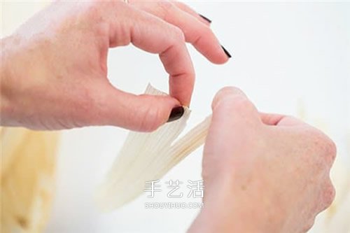 玉米葉花怎么做的方法 簡單的玉米葉小制作 -  itrip.net.cn