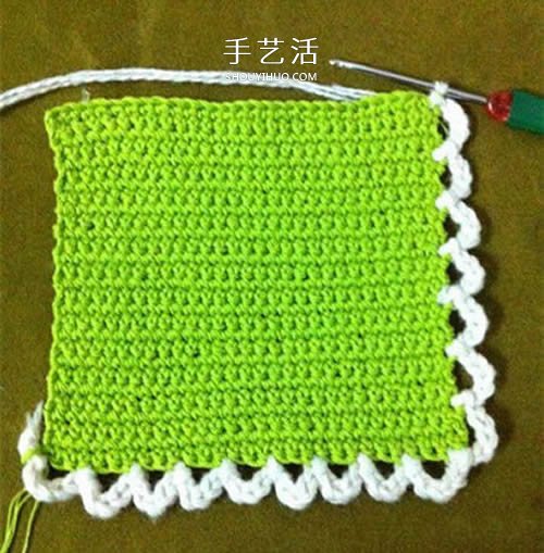 小巧可愛帶掛環(huán) 正方形杯墊的鉤針編織圖解 -  itrip.net.cn