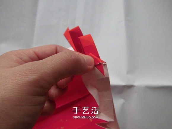 只用一張紙！折紙蝴蝶結(jié)禮品盒的圖解步驟 -  itrip.net.cn