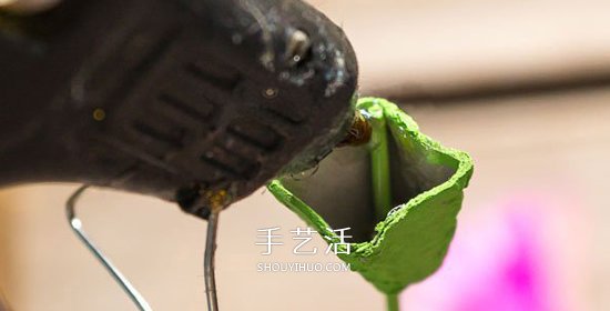 雞蛋托和蛋糕紙廢物利用 手工做美麗康乃馨 -  itrip.net.cn