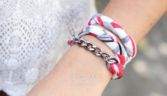 舊T恤撕成布條 手工編織項(xiàng)鏈?zhǔn)宙湹姆椒▓D解 -  itrip.net.cn