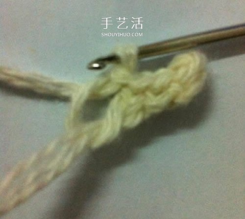 毛線編織蓮花胸針的方法 鉤針荷花胸花的編法 -  itrip.net.cn