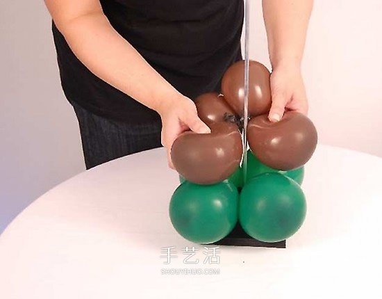 氣球造型大樹手工制作 植樹節(jié)用氣球做大樹 -  itrip.net.cn