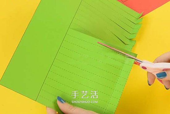 幼兒手工毛毛蟲做法 卡紙制作毛毛蟲簡(jiǎn)單教程 -  itrip.net.cn