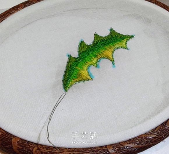 立體葉子的刺繡方法 手工刺繡雙色葉子圖解 -  itrip.net.cn
