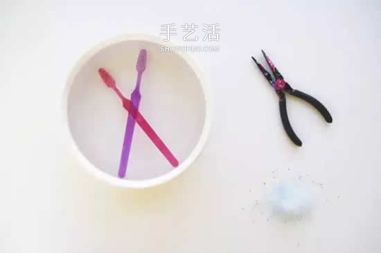 舊牙刷變廢為寶！生活中廢舊牙刷的用處大全 -  itrip.net.cn
