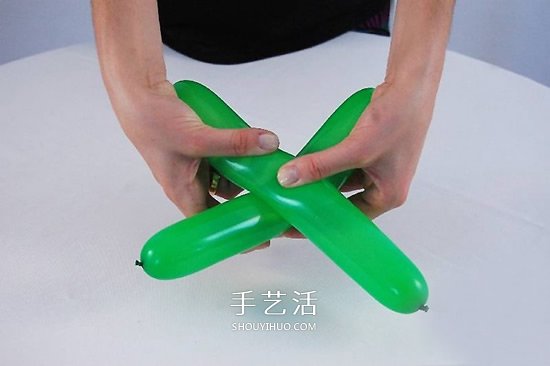 氣球造型椰子樹的做法 用氣球手工制作椰子樹 -  itrip.net.cn