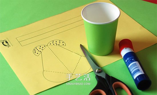 一次性紙杯制作灑水壺 幼兒手工灑水壺的做法 -  itrip.net.cn