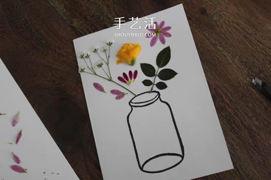 自制母親節(jié)壓花卡片 用干花做賀卡的方法圖解 -  itrip.net.cn