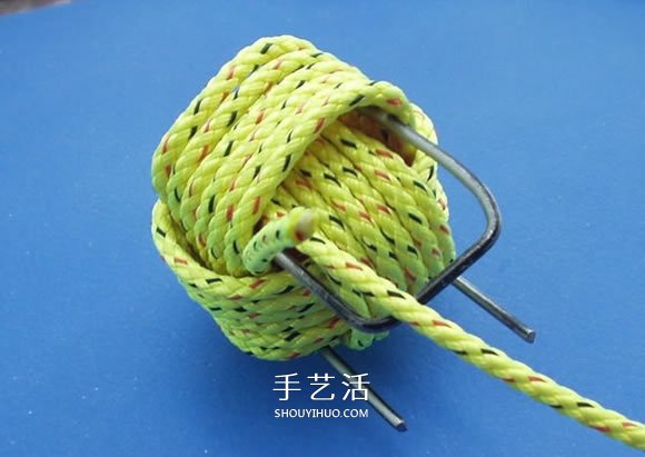 繩子編織球體的方法 怎么用繩編圓球小掛件 -  itrip.net.cn