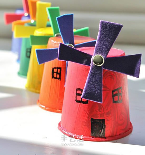 幼兒園手工風(fēng)車的做法 紙杯制作簡易風(fēng)車教程 -  itrip.net.cn