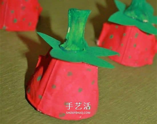 兒童用雞蛋托手工制作立體草莓的方法 -  itrip.net.cn