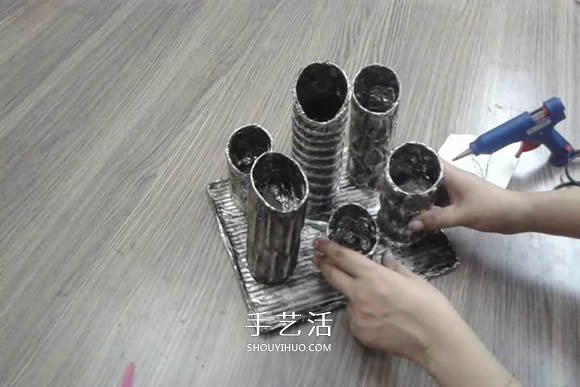 卷紙筒保鮮膜筒廢物利用 手工制作多孔筆筒 -  itrip.net.cn