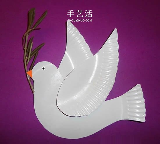紙盤(pán)廢物利用 手工制作國(guó)慶節(jié)和平鴿的方法 -  itrip.net.cn