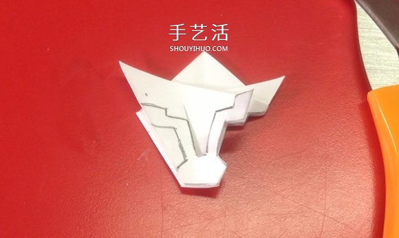 兩種簡單、漂亮又逼真紙雪花的剪法圖解 -  itrip.net.cn