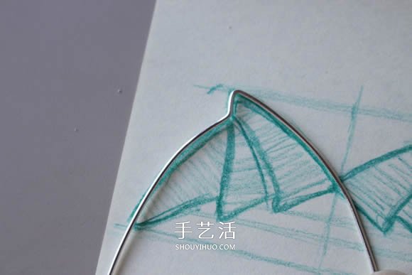 金屬絲DIY制作龍之翼項(xiàng)鏈墜的方法圖解教程 -  itrip.net.cn