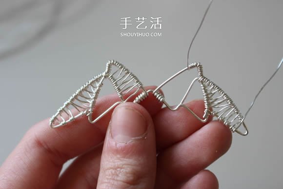 金屬絲DIY制作龍之翼項(xiàng)鏈墜的方法圖解教程 -  itrip.net.cn