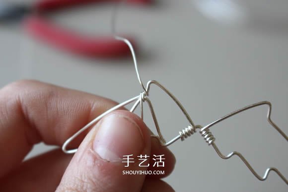 金屬絲DIY制作龍之翼項(xiàng)鏈墜的方法圖解教程 -  itrip.net.cn