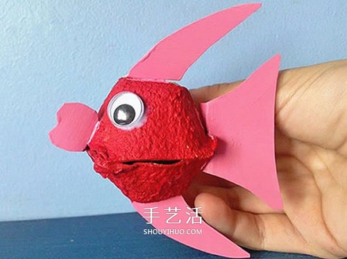 幼兒園雞蛋托金魚的簡單手工制作教程 -  itrip.net.cn