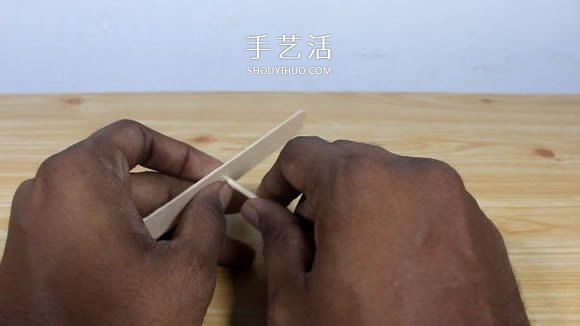 幼兒園自制簡(jiǎn)易小風(fēng)扇的手工制作教程 -  itrip.net.cn