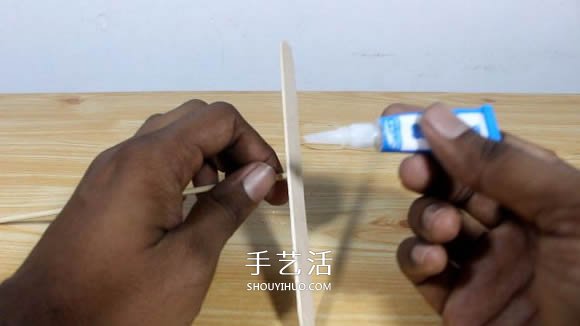 幼兒園自制簡(jiǎn)易小風(fēng)扇的手工制作教程 -  itrip.net.cn