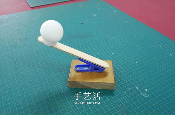 用衣夾制作投石車彈射器玩具的DIY教程 -  itrip.net.cn
