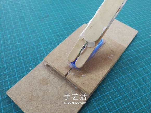 用衣夾制作投石車彈射器玩具的DIY教程 -  itrip.net.cn